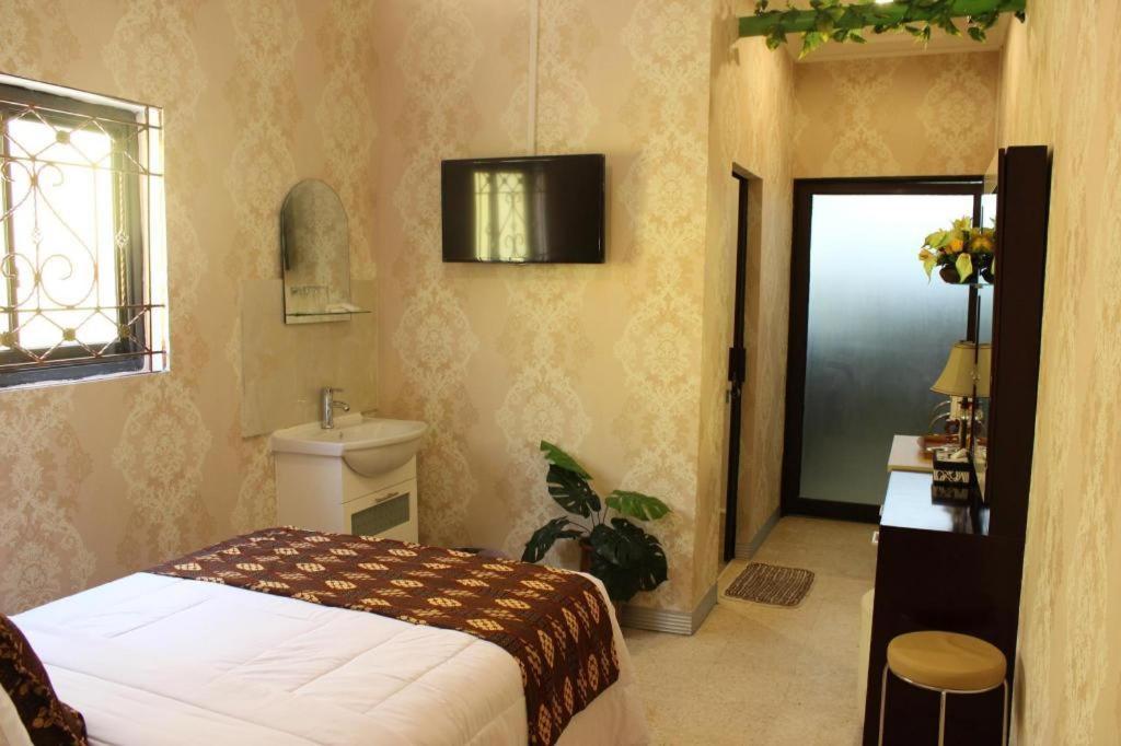 Rene Hotel Yogyakarta Exteriör bild