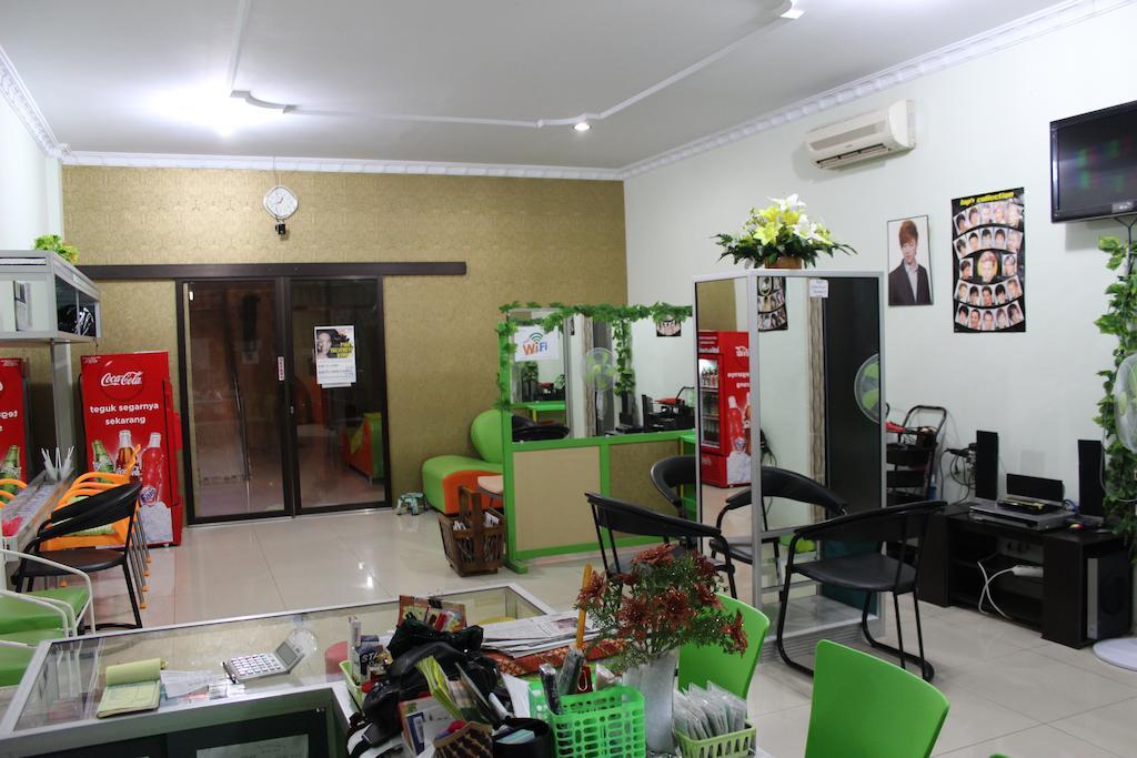 Rene Hotel Yogyakarta Exteriör bild