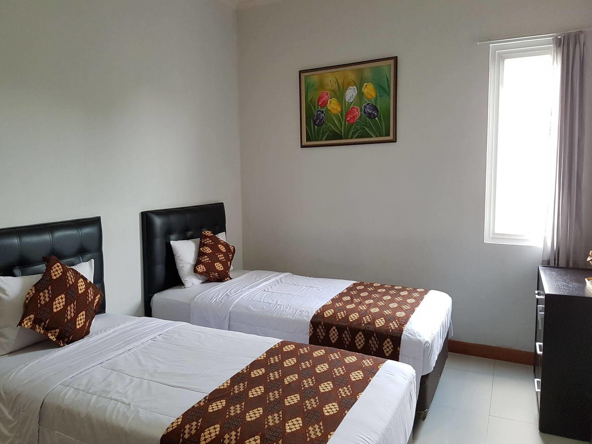 Rene Hotel Yogyakarta Exteriör bild